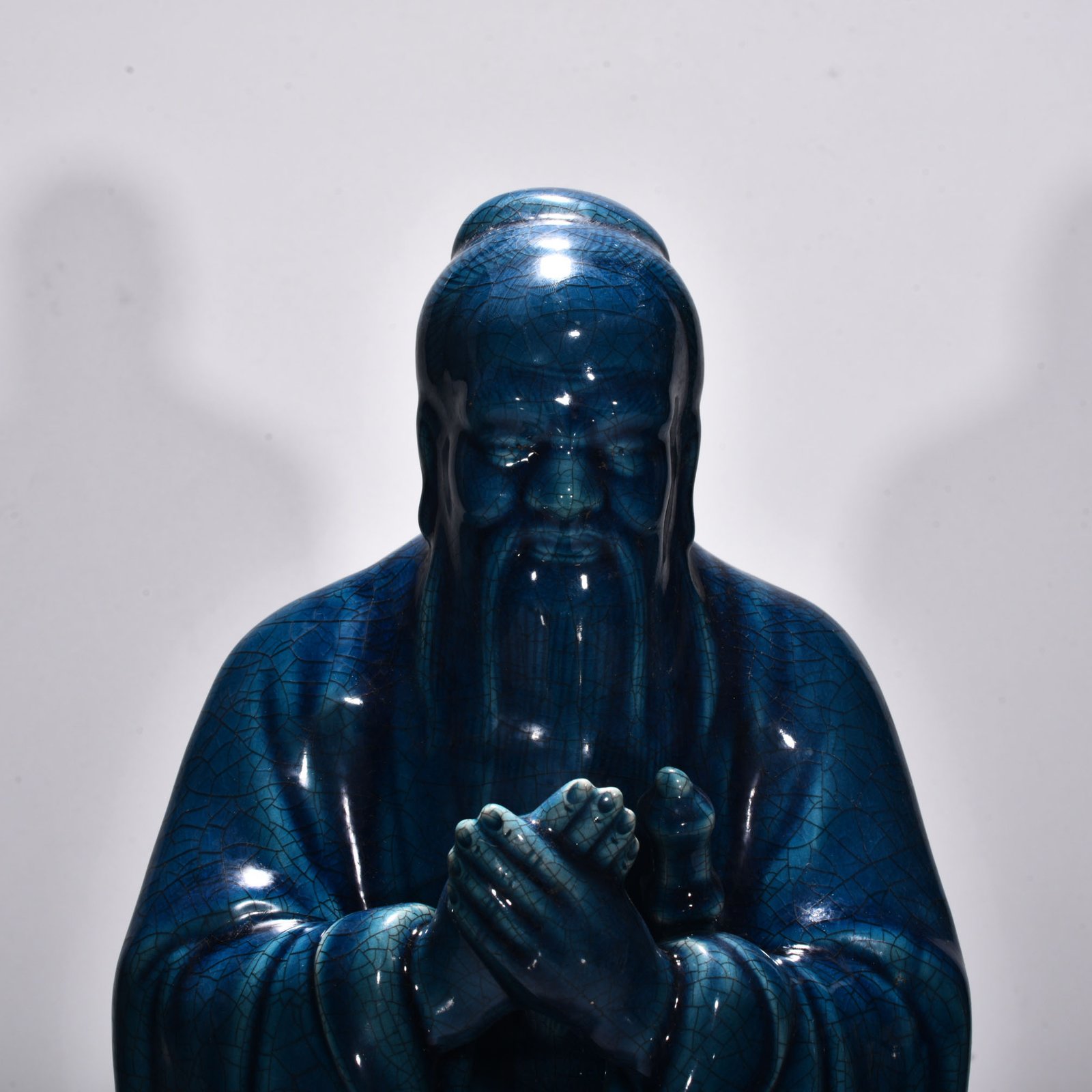 Five Dynasties Chai Kiln Peacock Blue Glaze Confucius Statue