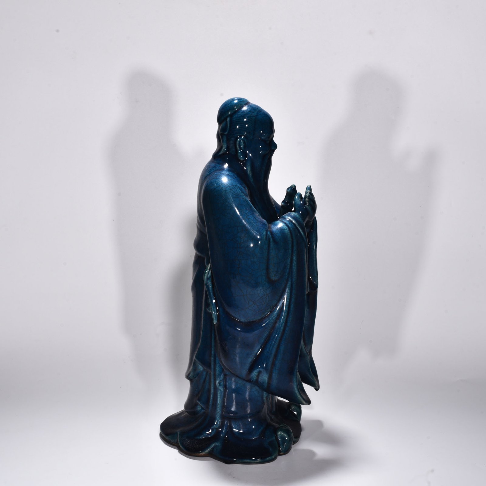 Five Dynasties Chai Kiln Peacock Blue Glaze Confucius Statue