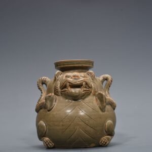Five Dynasties Secret Color Yue Kiln Bear Zun