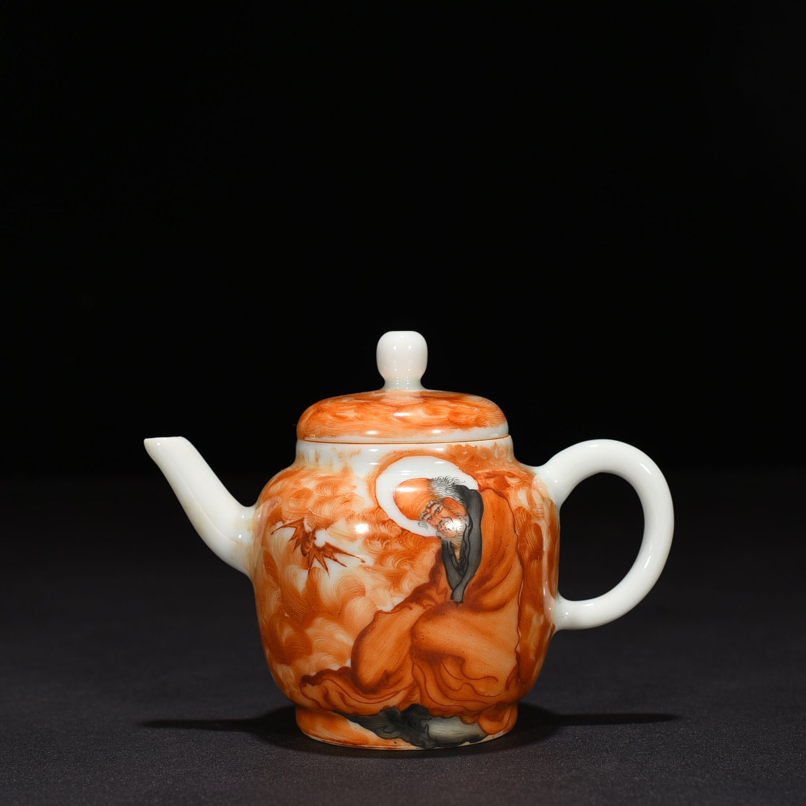 Five Dynasty Thunder-fire lotus alum red Arhat pattern pot
