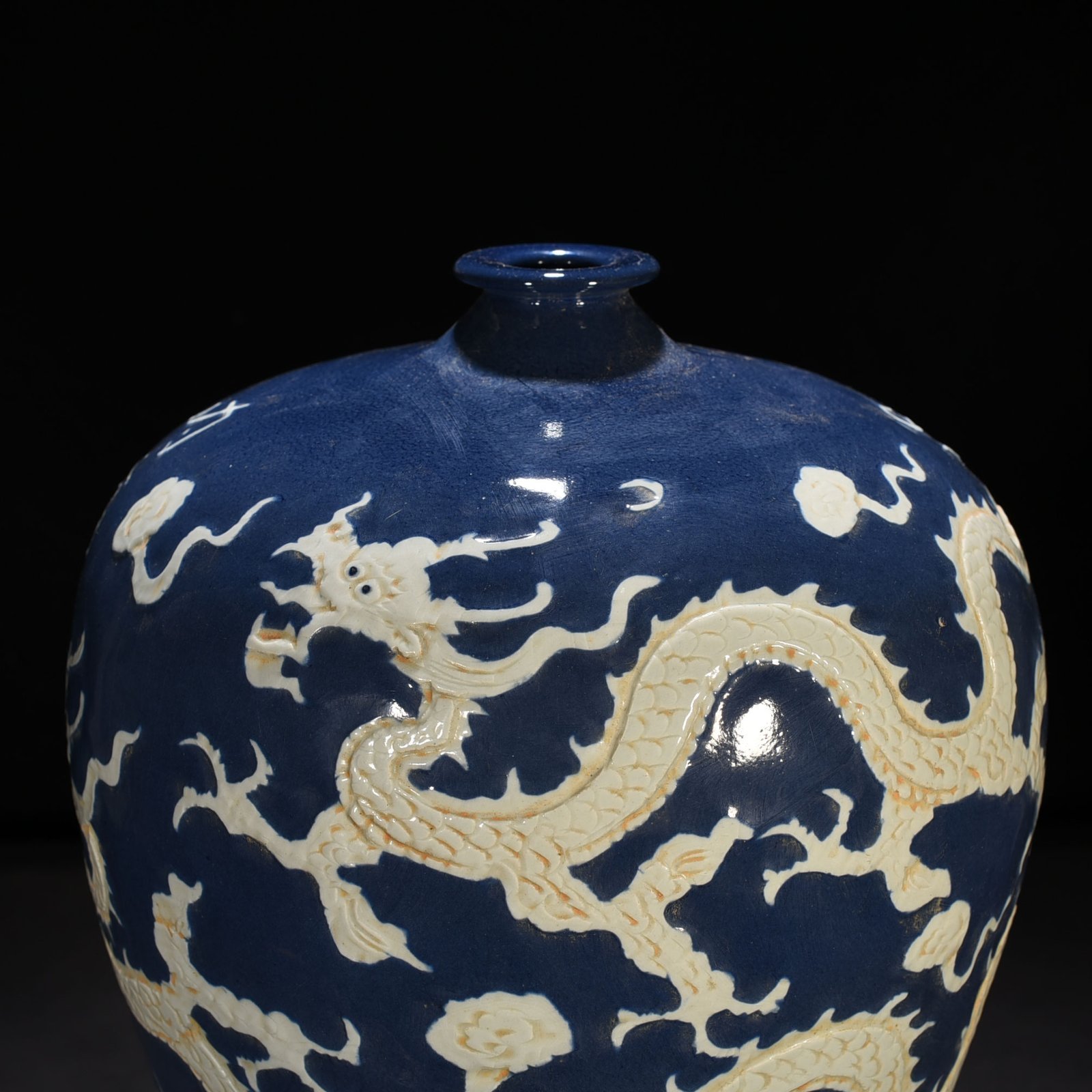 Yuan Dynasty Neifu style blue glaze plum vase with five dragon patterns