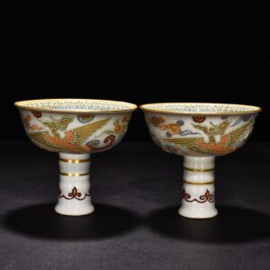 Yuan Dynasty pink phoenix pattern gold and jade tall bowl