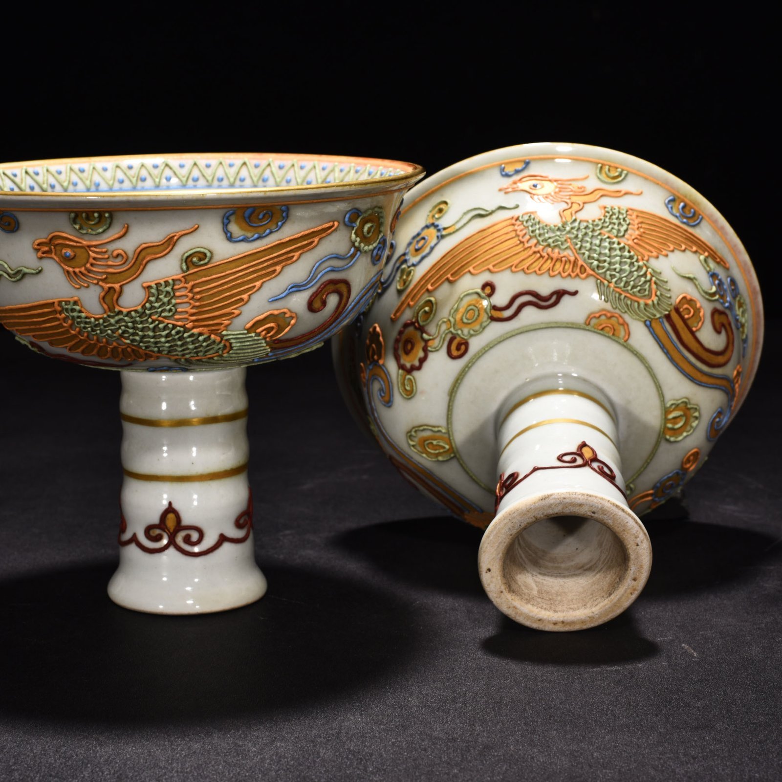 Yuan Dynasty pink phoenix pattern gold and jade tall bowl