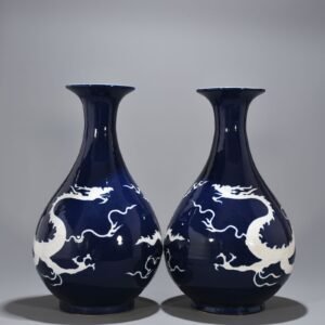 Yuan Dynasty blue glaze jade pot and spring vase with white dragon pattern