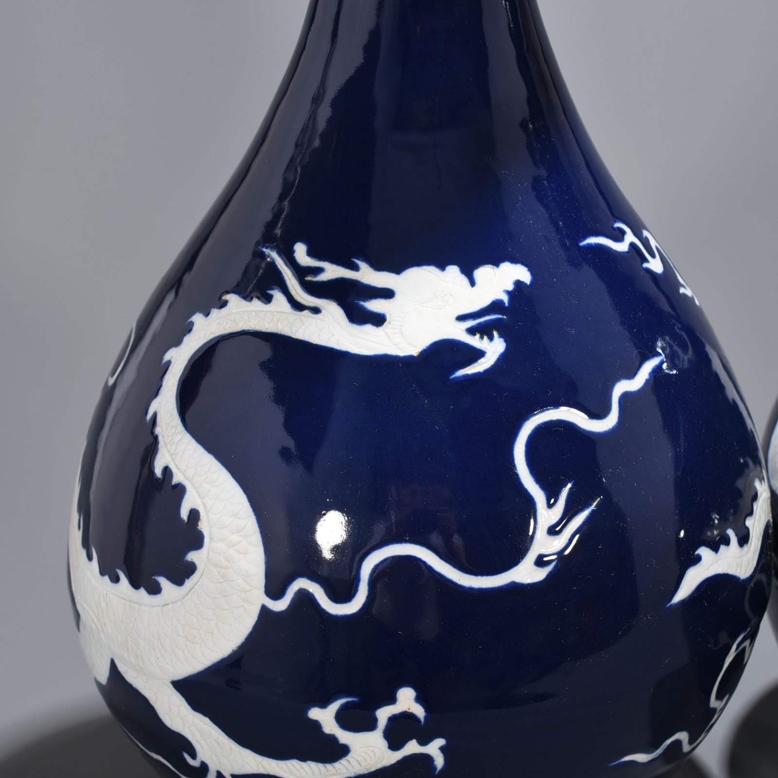 Yuan Dynasty blue glaze jade pot and spring vase with white dragon pattern