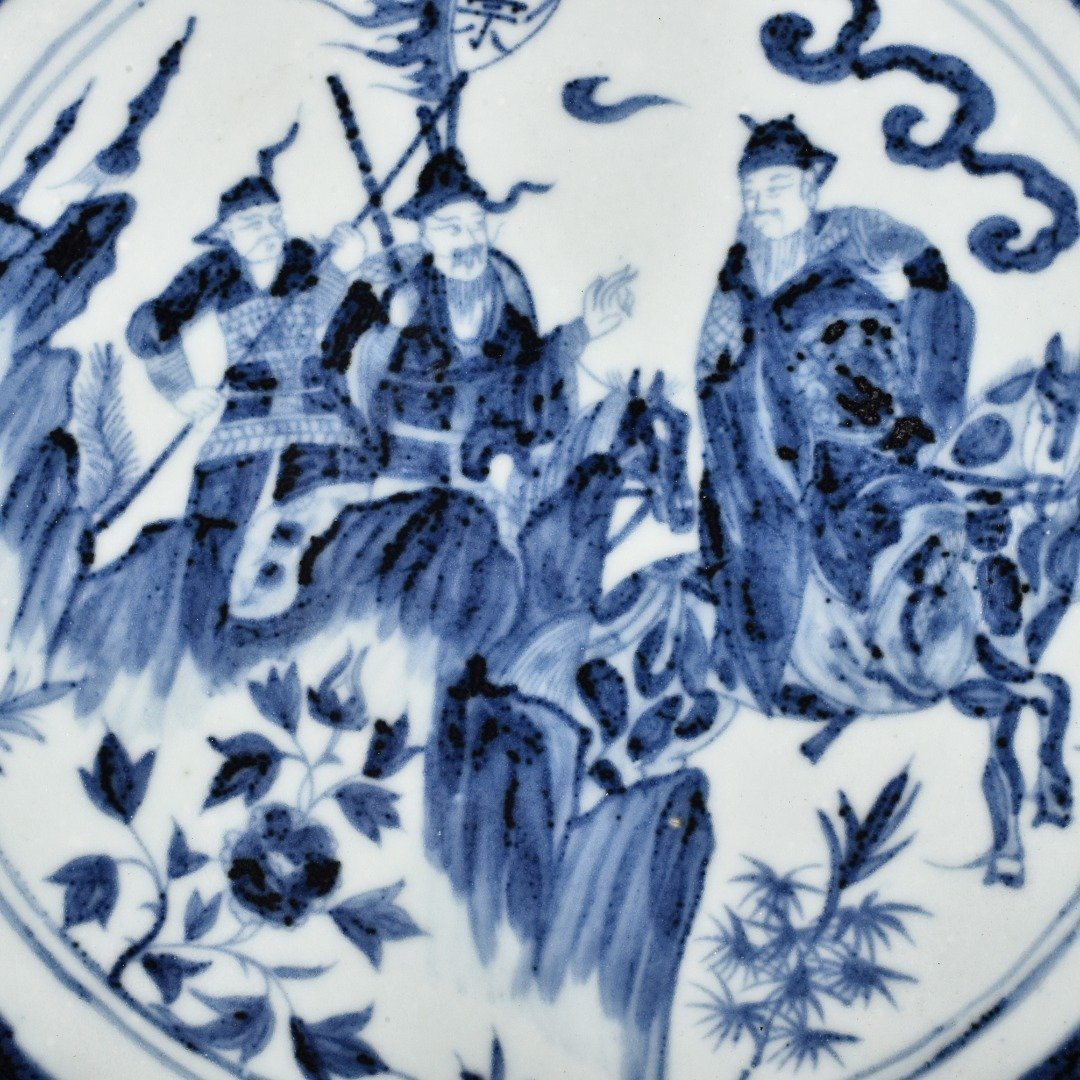 Yuan Dynasty blue and white blue and white figure pattern rhombus edge folding plate