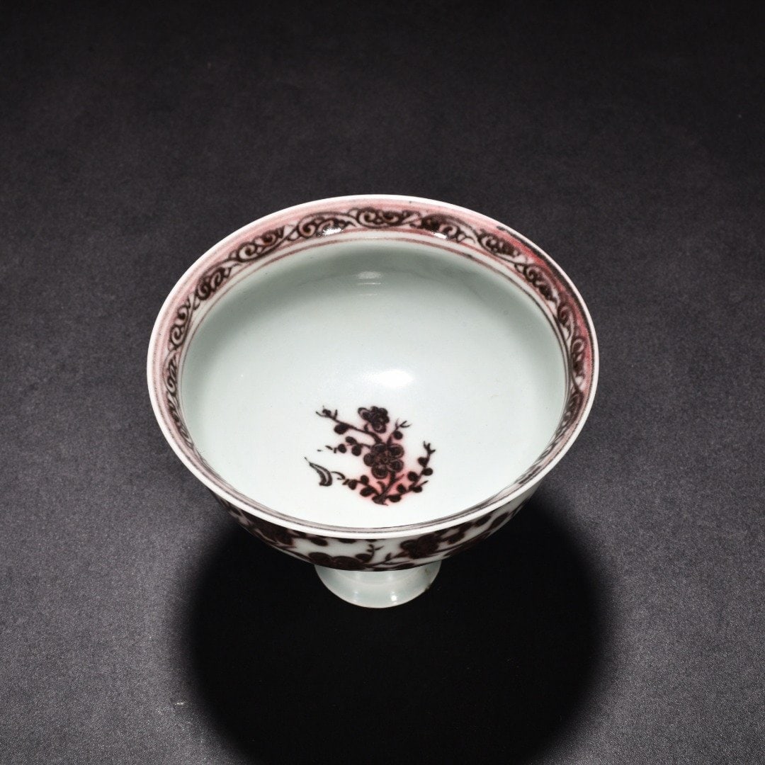 Yuan Dynasty glaze red plum pattern tall bowl