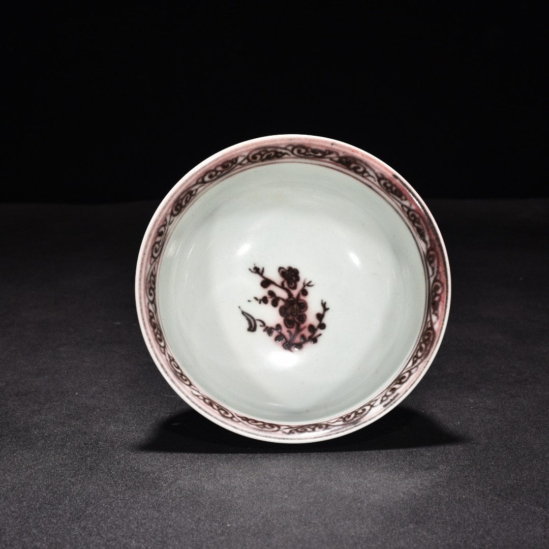 Yuan Dynasty glaze red plum pattern tall bowl