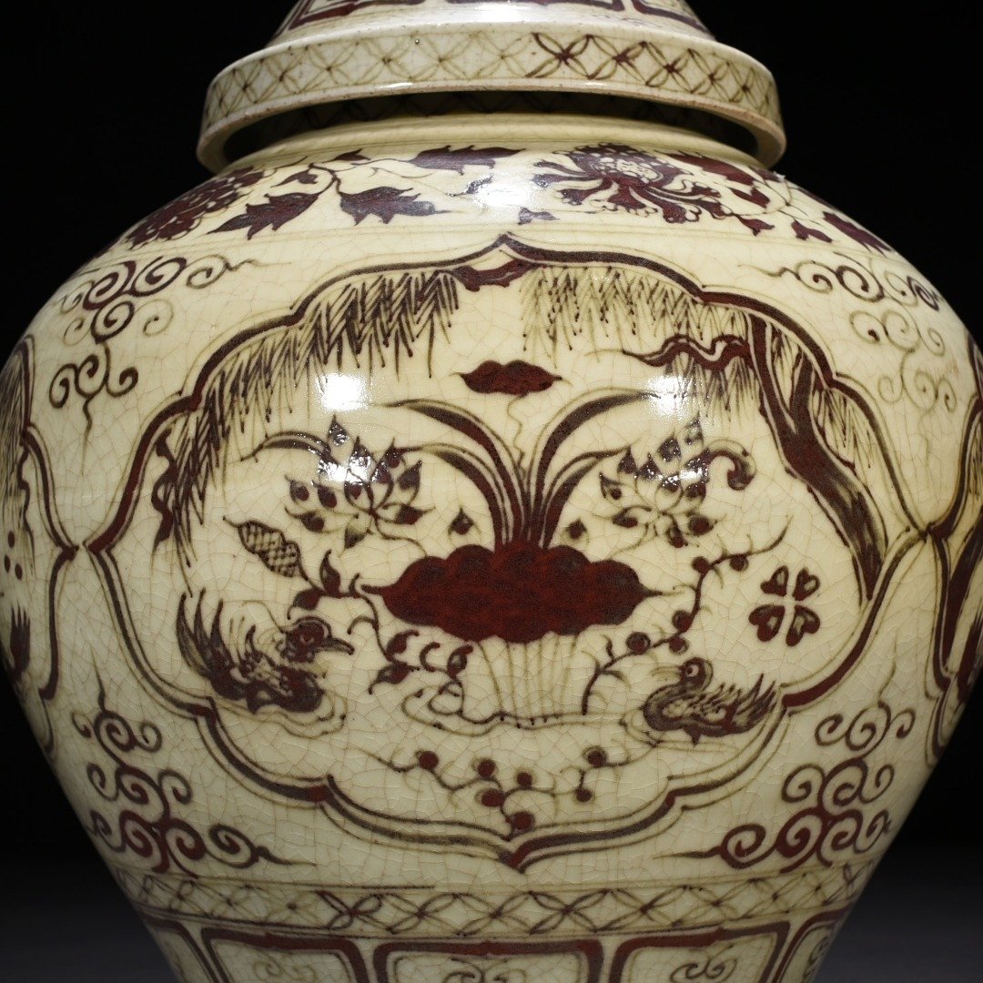 Yuan Dynasty Glaze Red Lotus Pond Jar with Mandarin Duck Pattern Cover