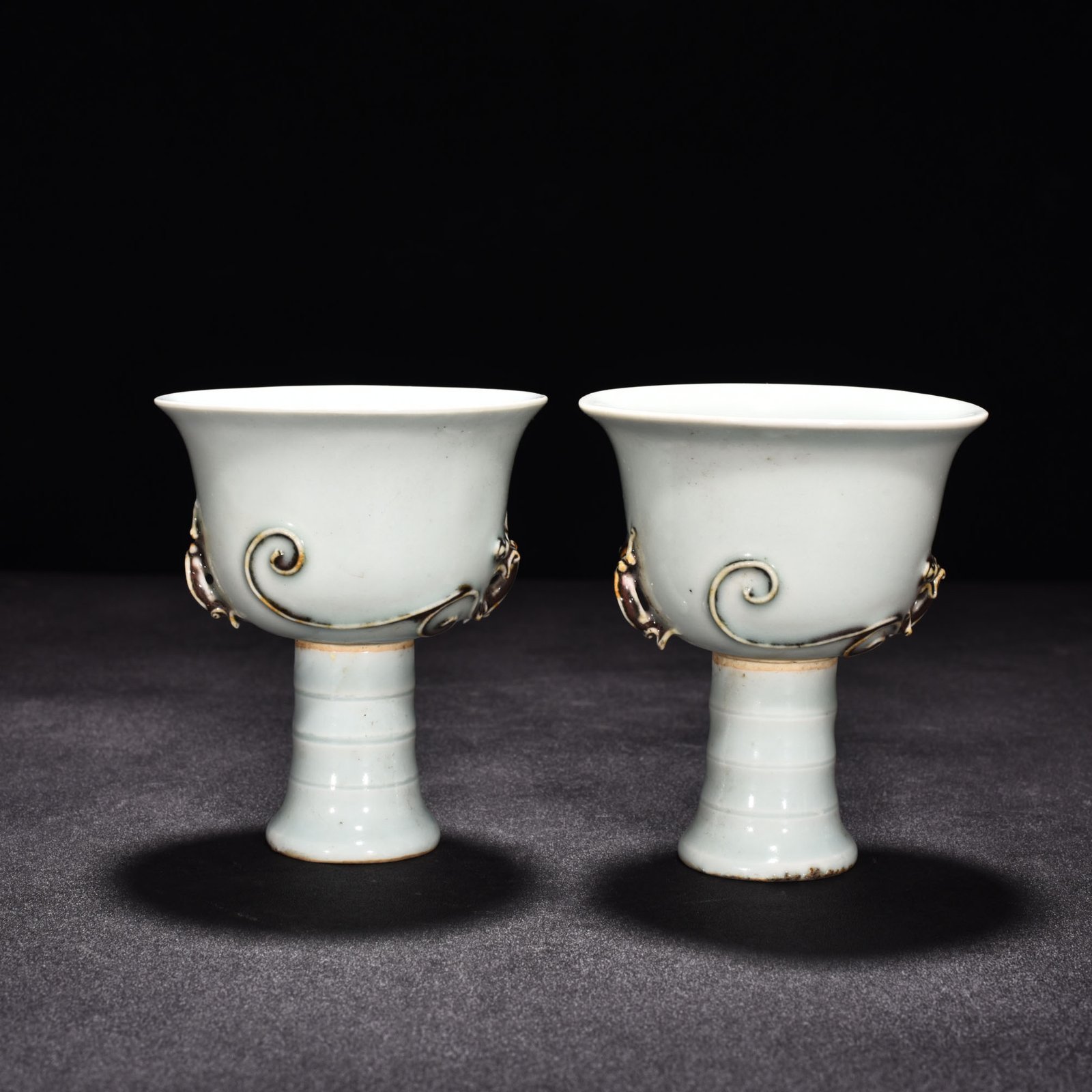Yuan Dynasty underglaze red chilong pattern goblet