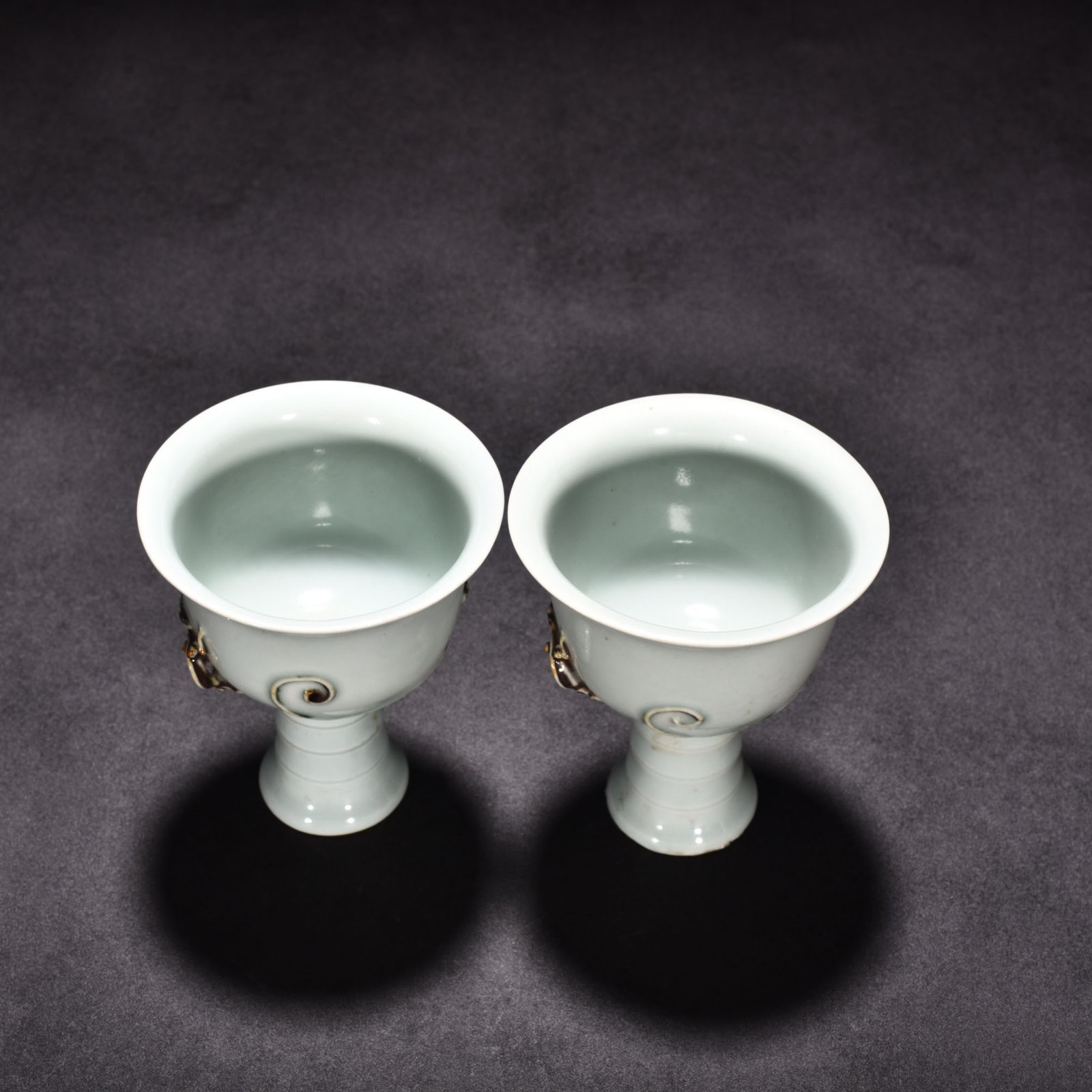 Yuan Dynasty underglaze red chilong pattern goblet