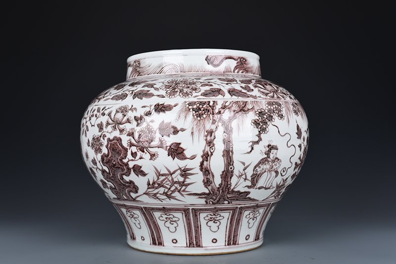 Yuan Dynasty glazed red jar with character and story patterns