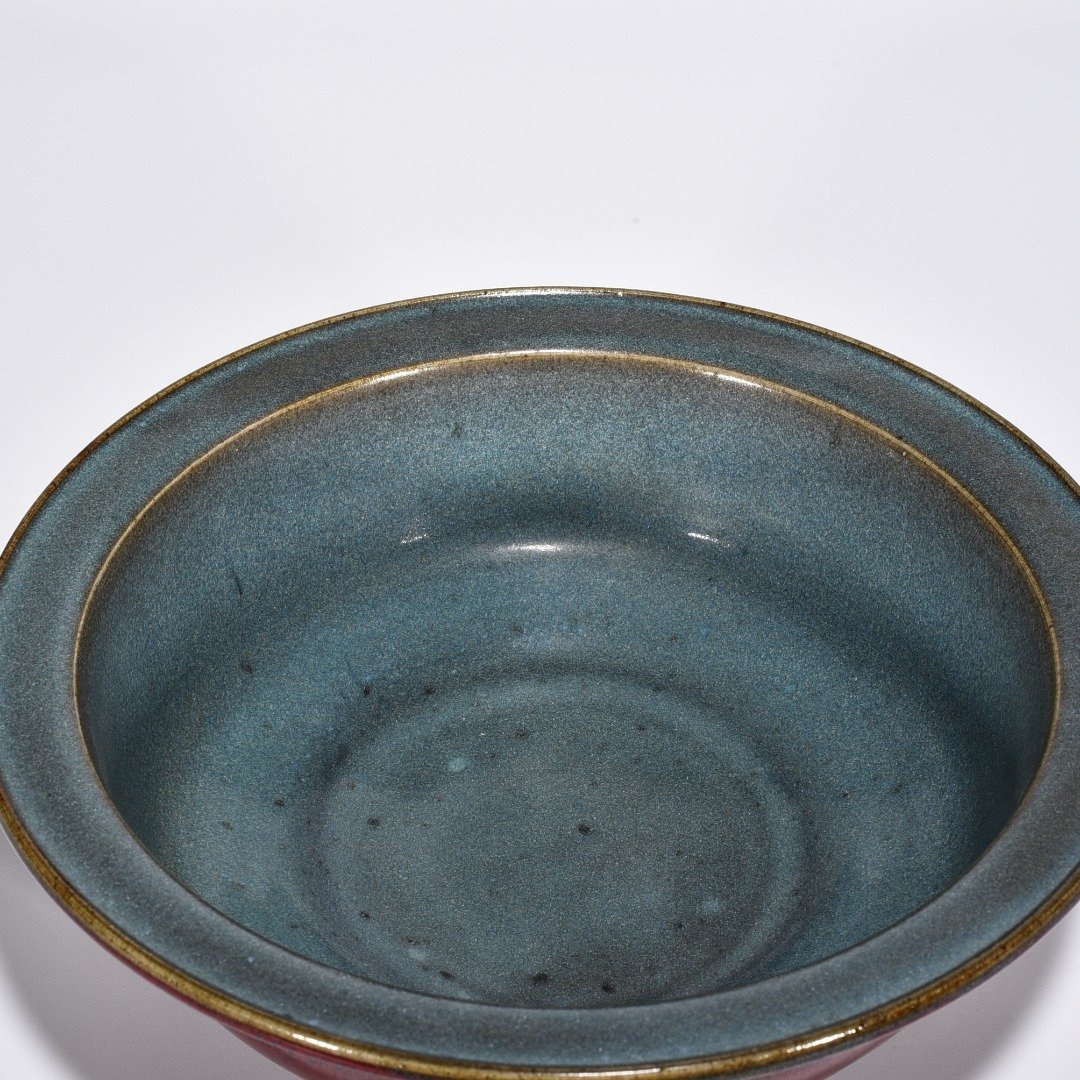 Yuan Dynasty kiln obsidian rose red glaze folded edge wash