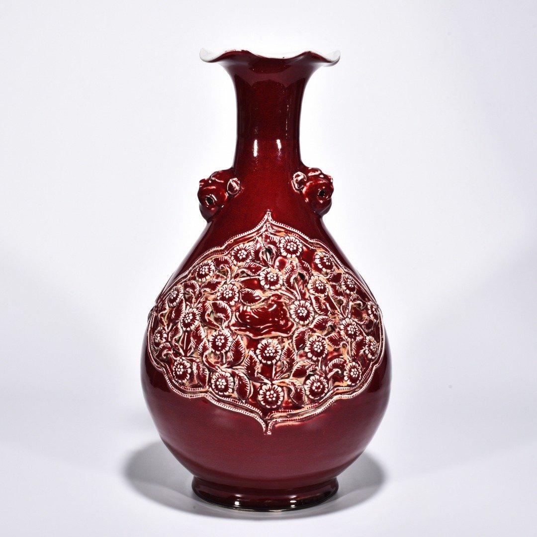 Yuan Dynasty red glaze plastic mandarin duck flower pattern animal ears flower mouth jade pot