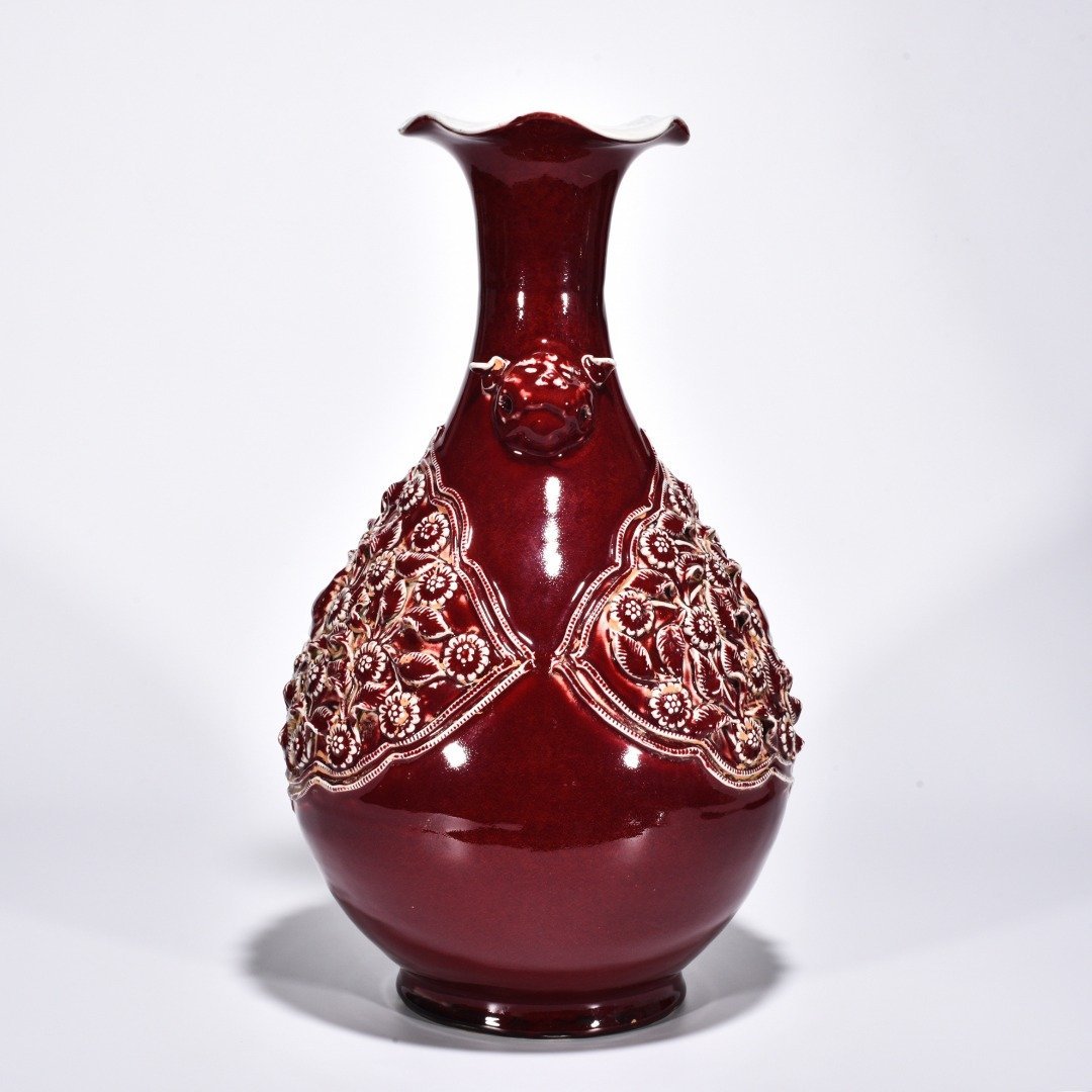 Yuan Dynasty red glaze plastic mandarin duck flower pattern animal ears flower mouth jade pot