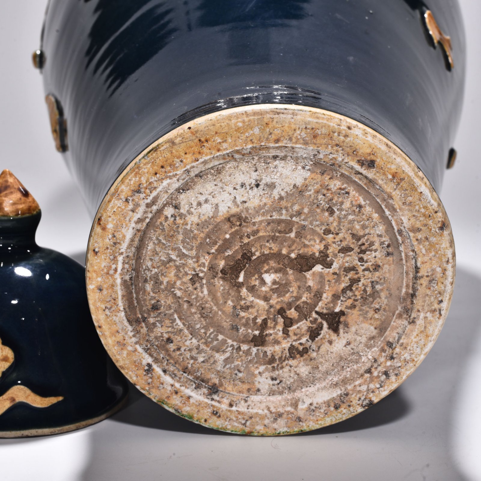 Yuan Dynasty blue glaze relief unicorn pattern plum vase