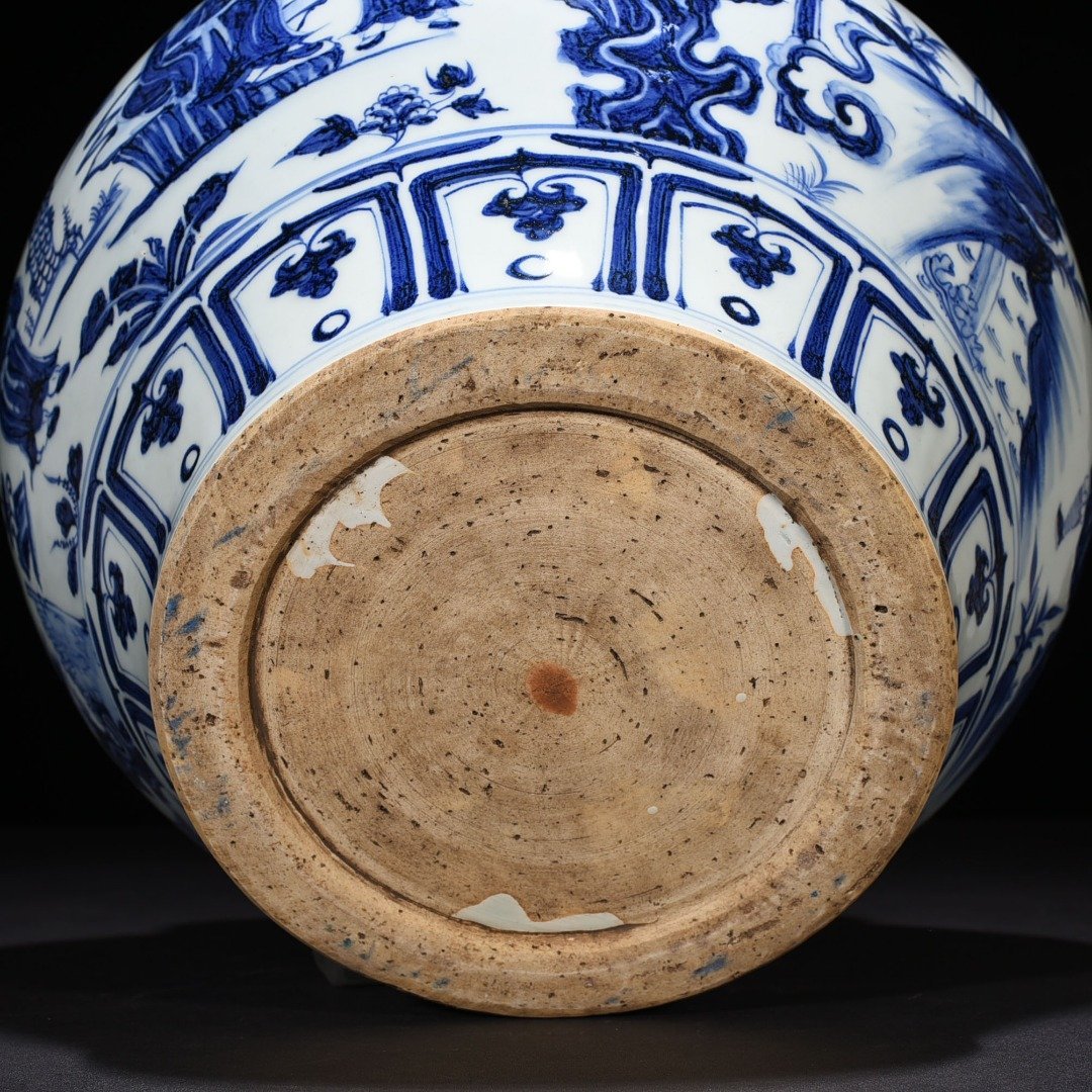 Yuan Dynasty blue and white three-visit thatched cottage character story jar