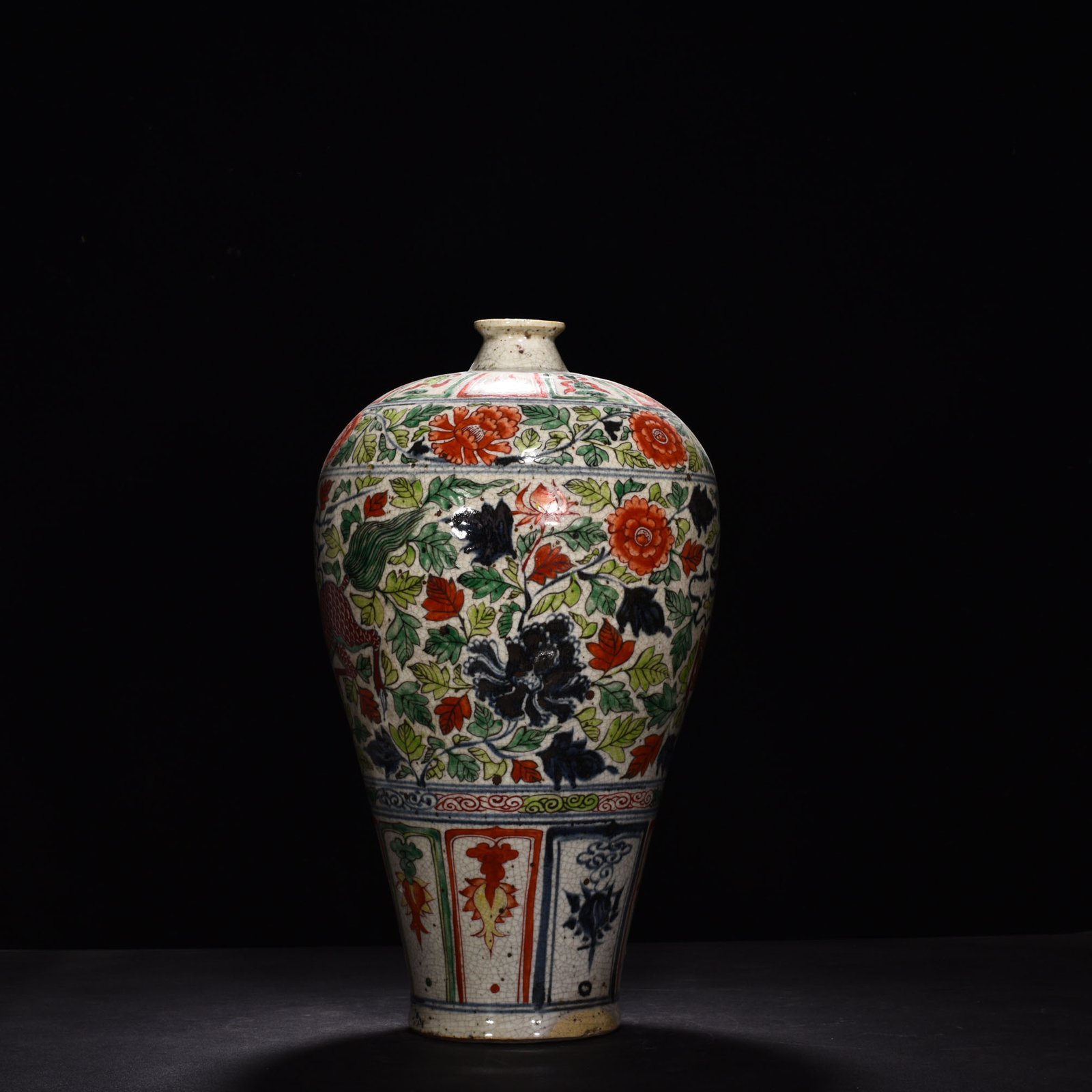 Yuan Dynasty blue and white multicolored unicorn flower pattern plum vase