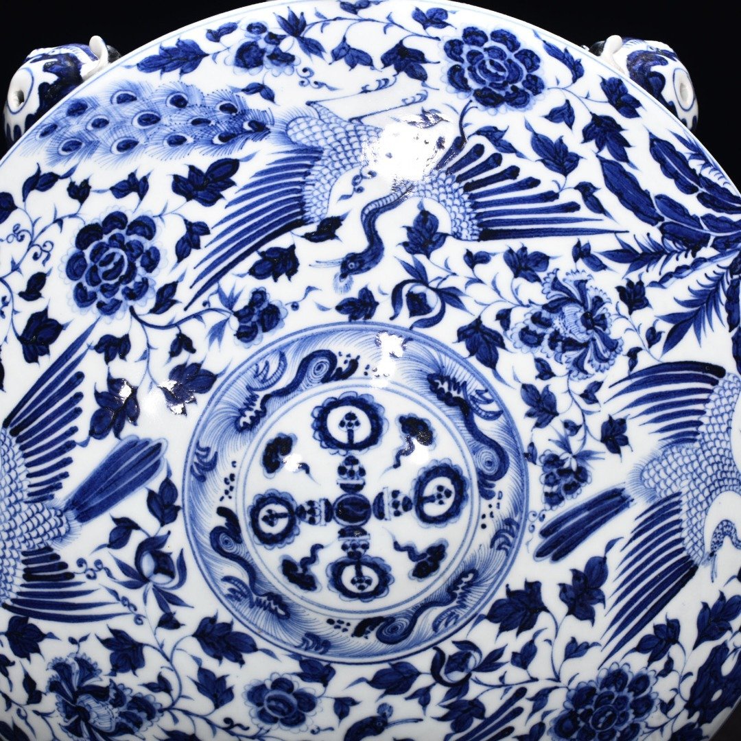 Yuan Dynasty blue and white phoenix pattern flat pot