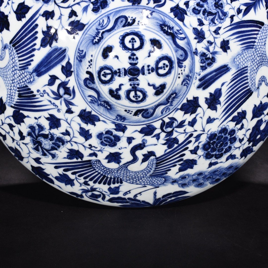 Yuan Dynasty blue and white phoenix pattern flat pot