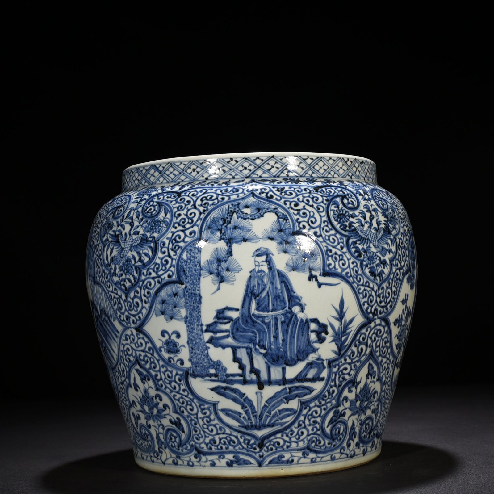 Yuan Dynasty blue and white vat with three views of figures