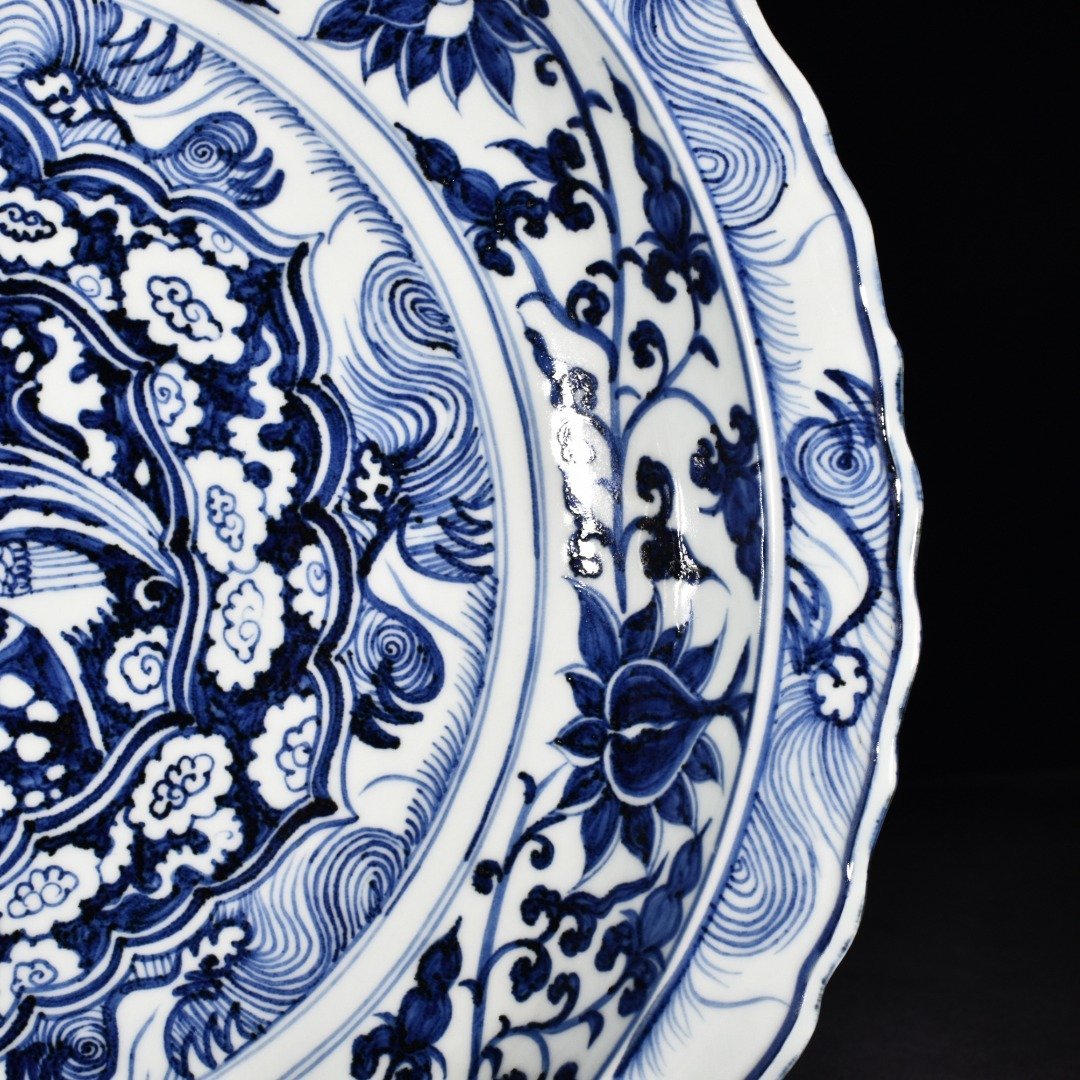 Yuan Dynasty blue and white Gu Kiln lotus pond mandarin duck pattern plate
