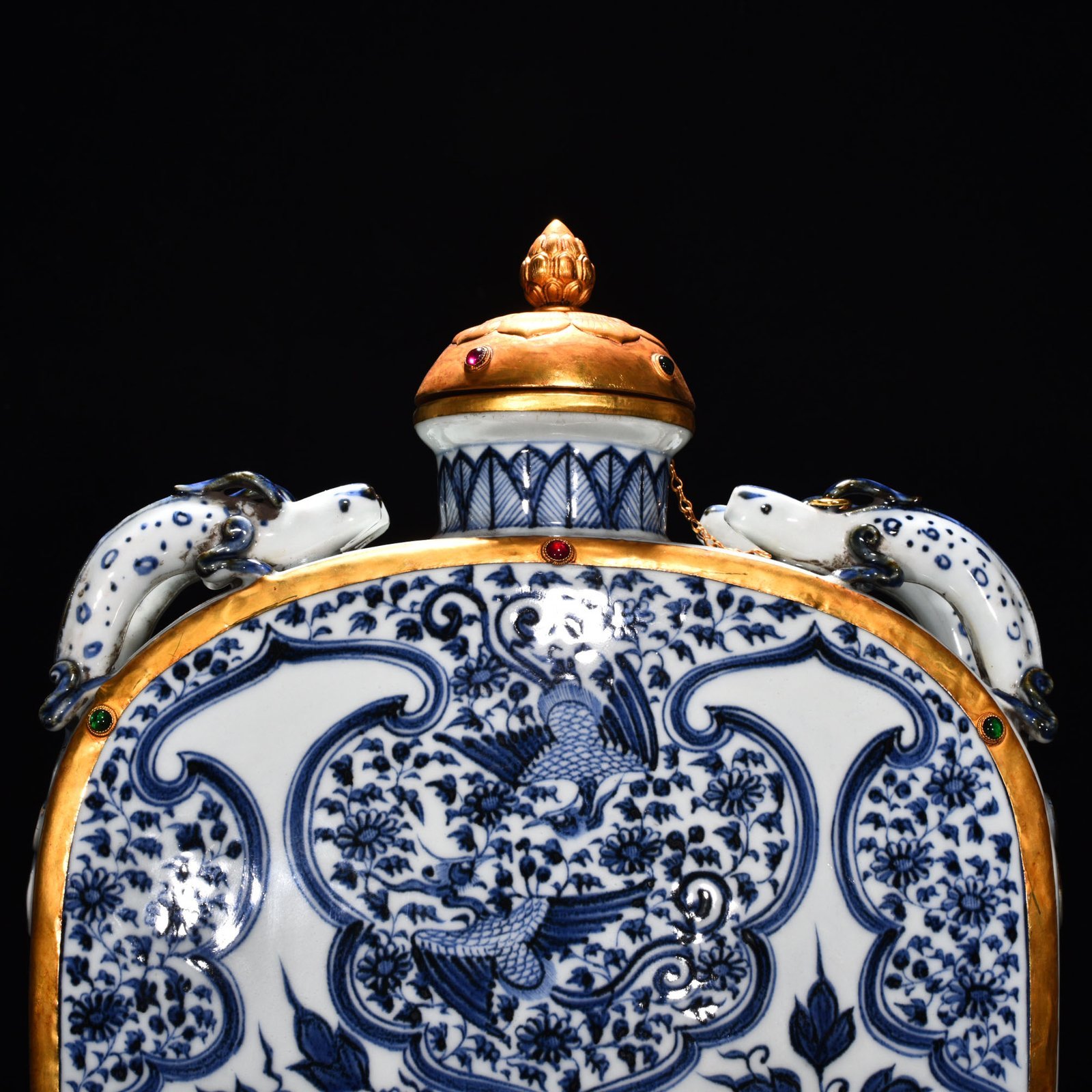 Yuan Dynasty blue and white with double phoenix pattern and four series flat vase