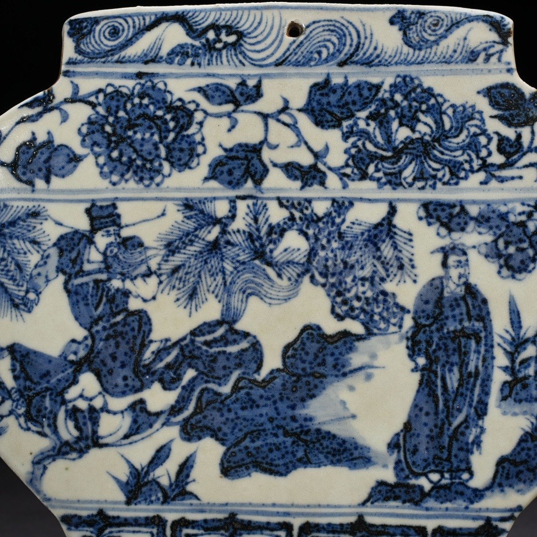 Yuan Dynasty blue and white under the moon story pattern pot-shaped