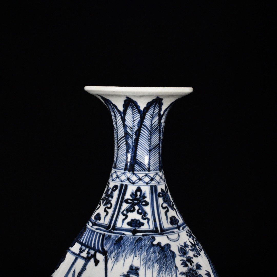 Yuan Dynasty blue and white jade pot spring vase with characters and stories