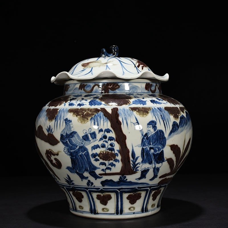 Yuan Dynasty blue and white underglaze red lotus leaf jar