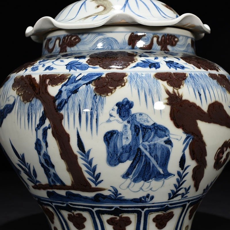 Yuan Dynasty blue and white underglaze red lotus leaf jar