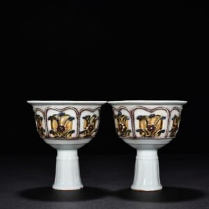 Yuan Dynasty blue and white underglaze red goblet with floral pattern
