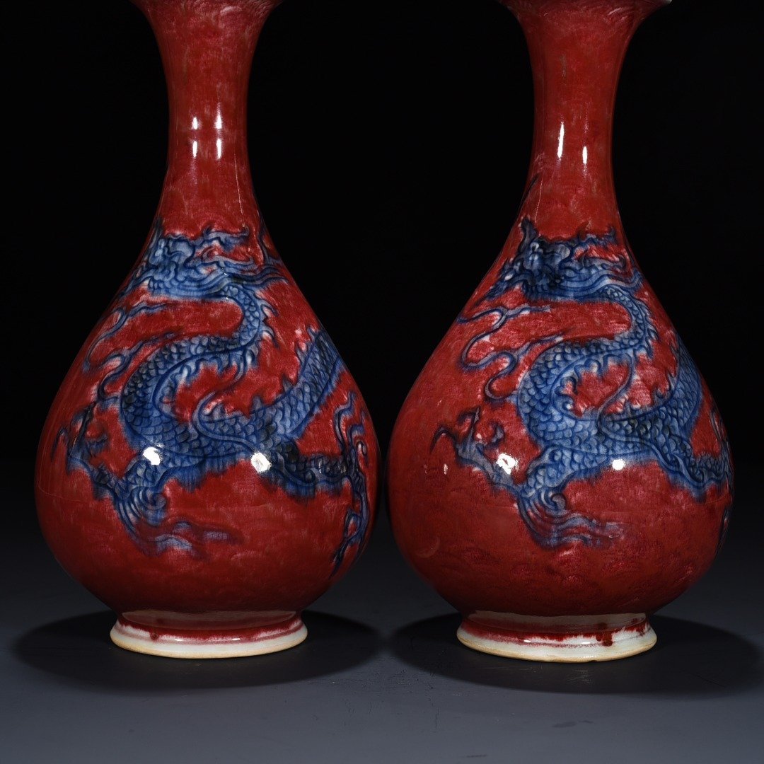 Yuan Dynasty blue and white underglaze red dragon jade pot spring vase