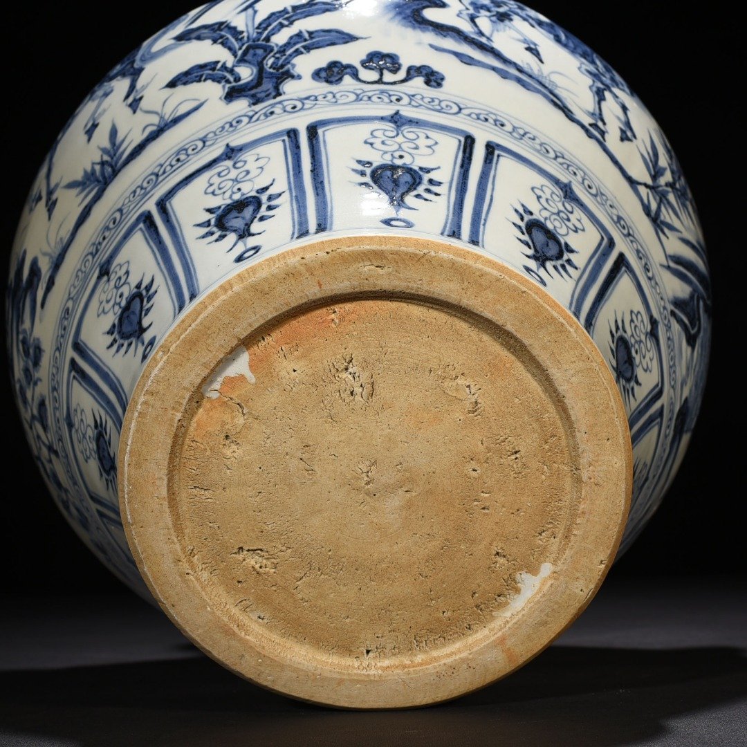 Yuan Dynasty blue and white animal ear jar