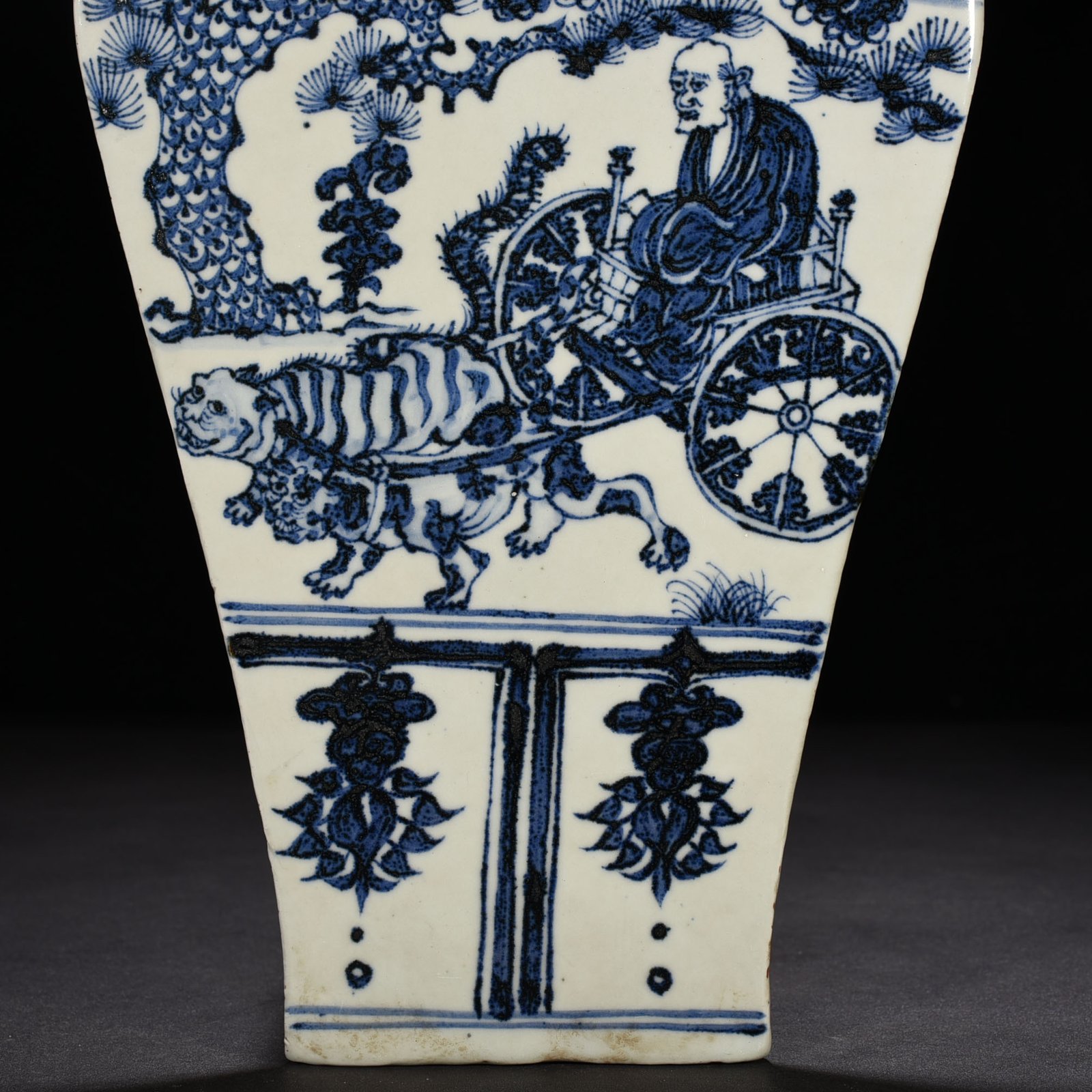 Yuan Dynasty blue and white plum vase