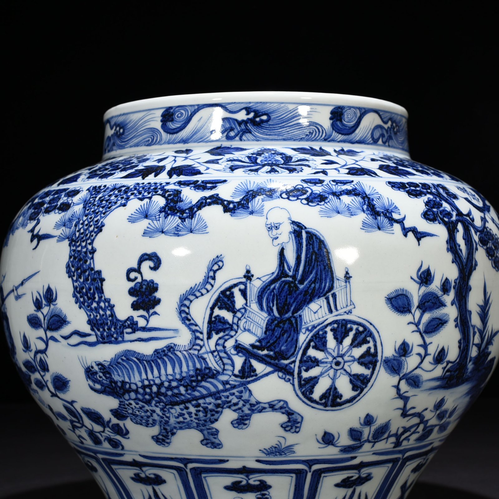 Yuan Dynasty blue and white jar