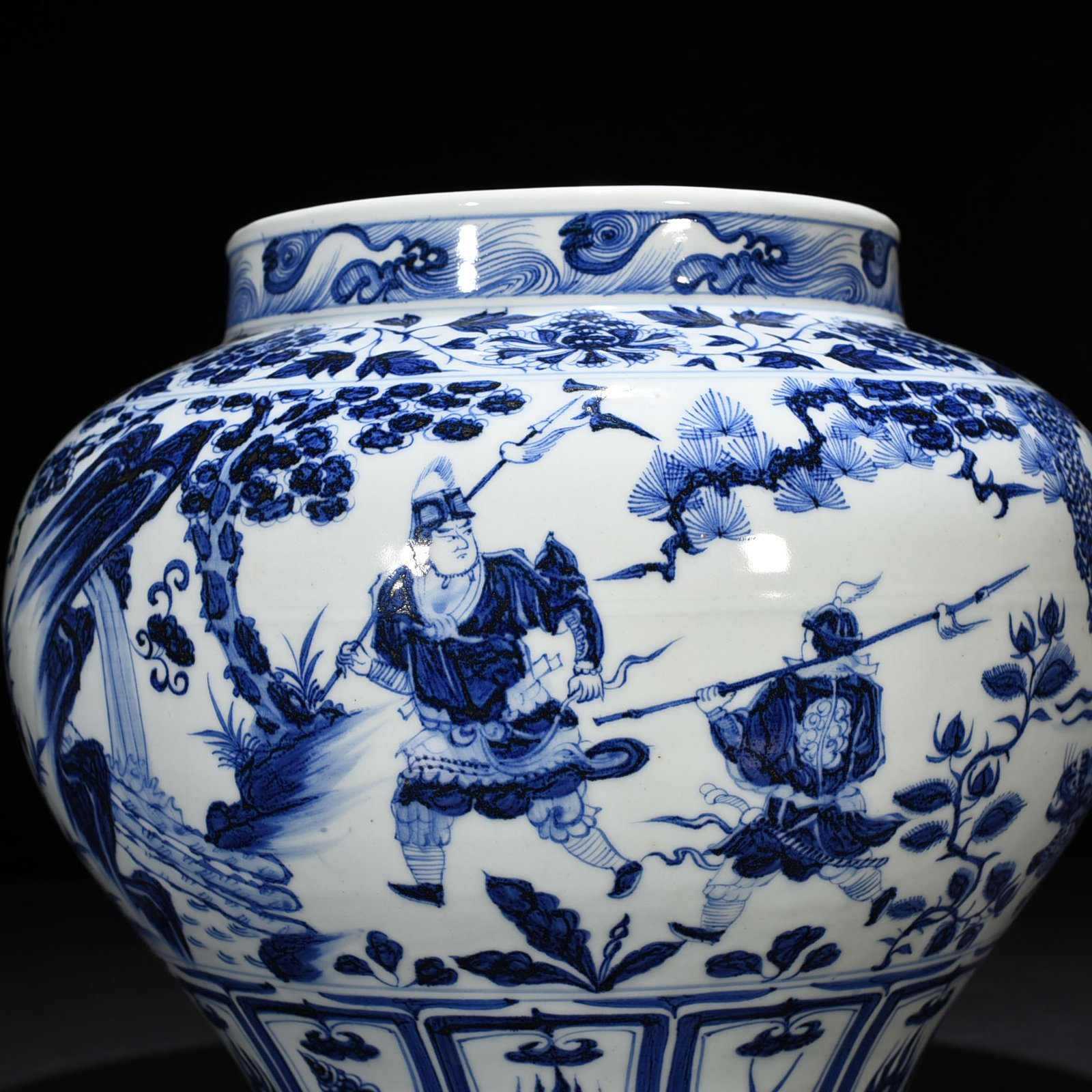 Yuan Dynasty blue and white jar