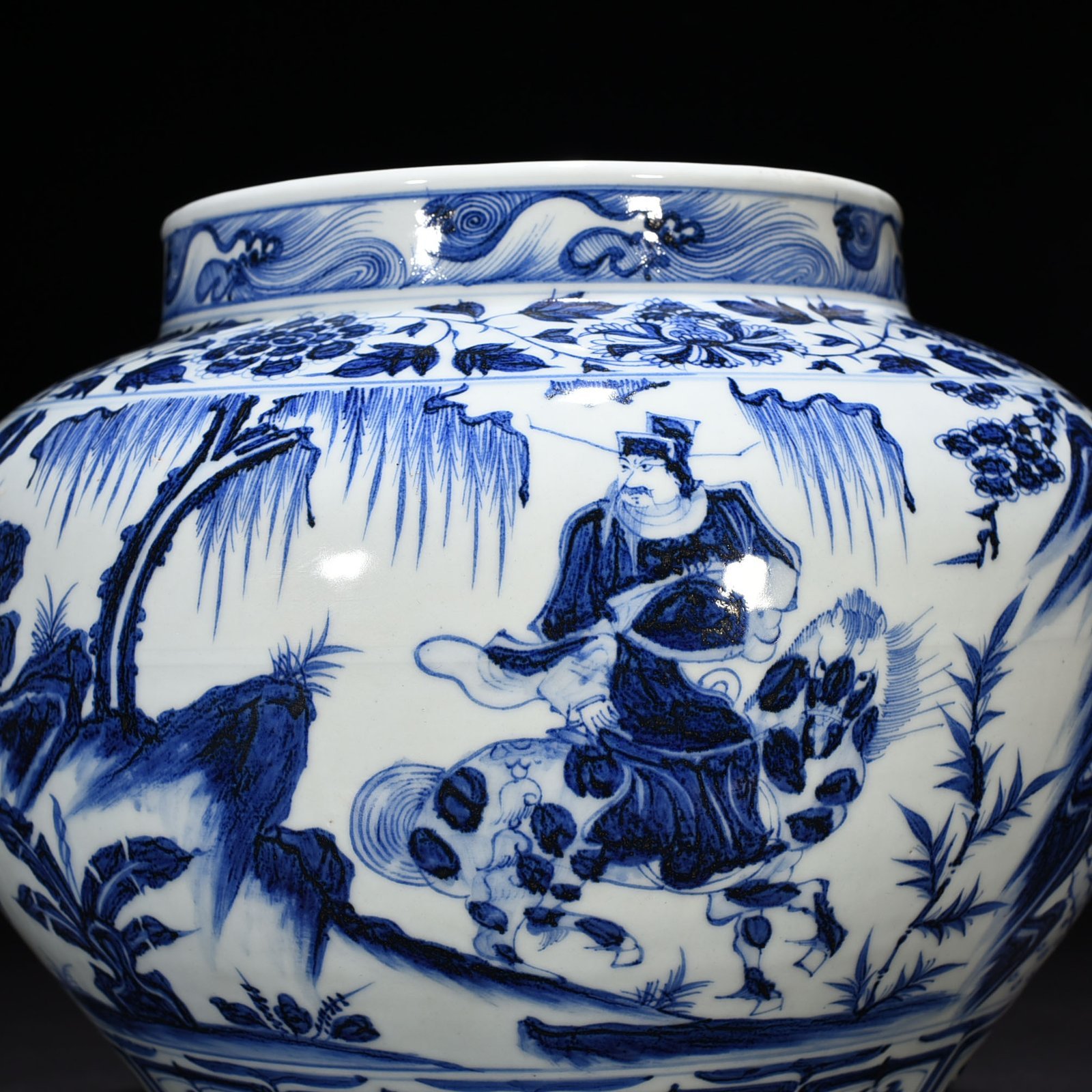 Yuan Dynasty blue and white jar