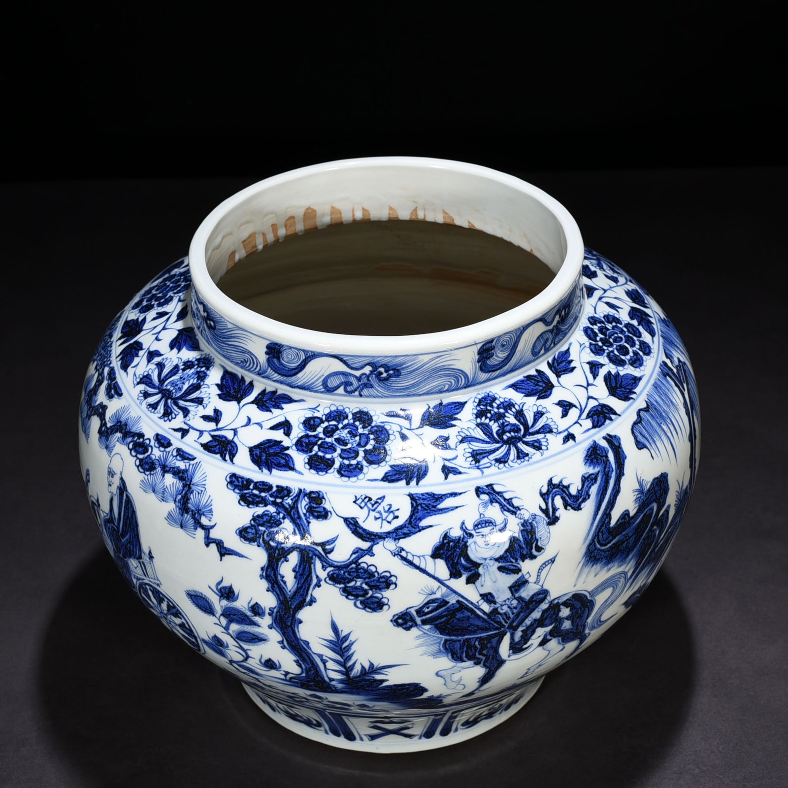 Yuan Dynasty blue and white jar