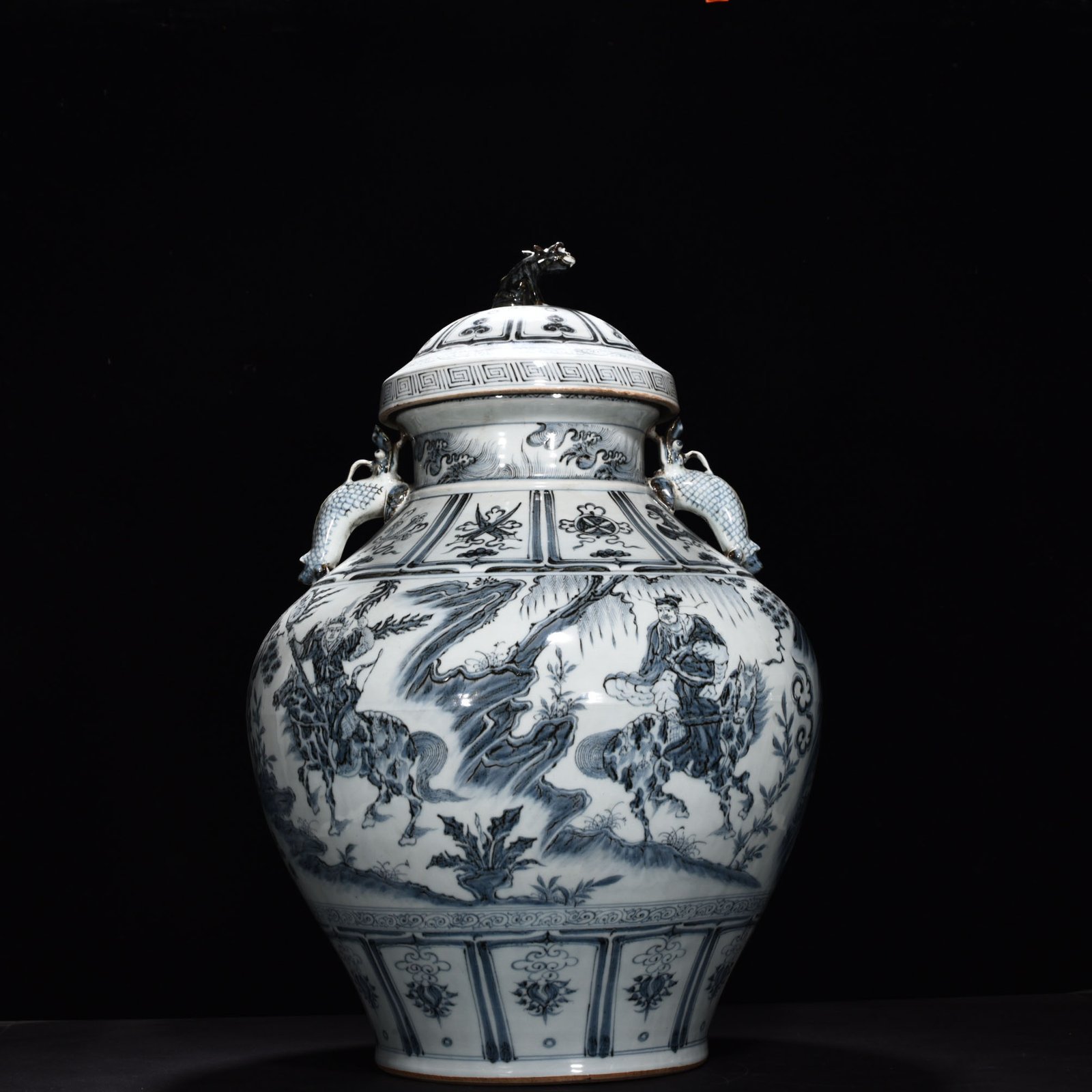 Yuan Dynasty blue and white ear lid jar