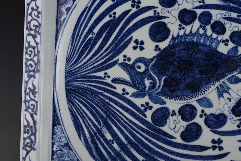 Yuan Dynasty blue and white fish and algae pattern square tea tray