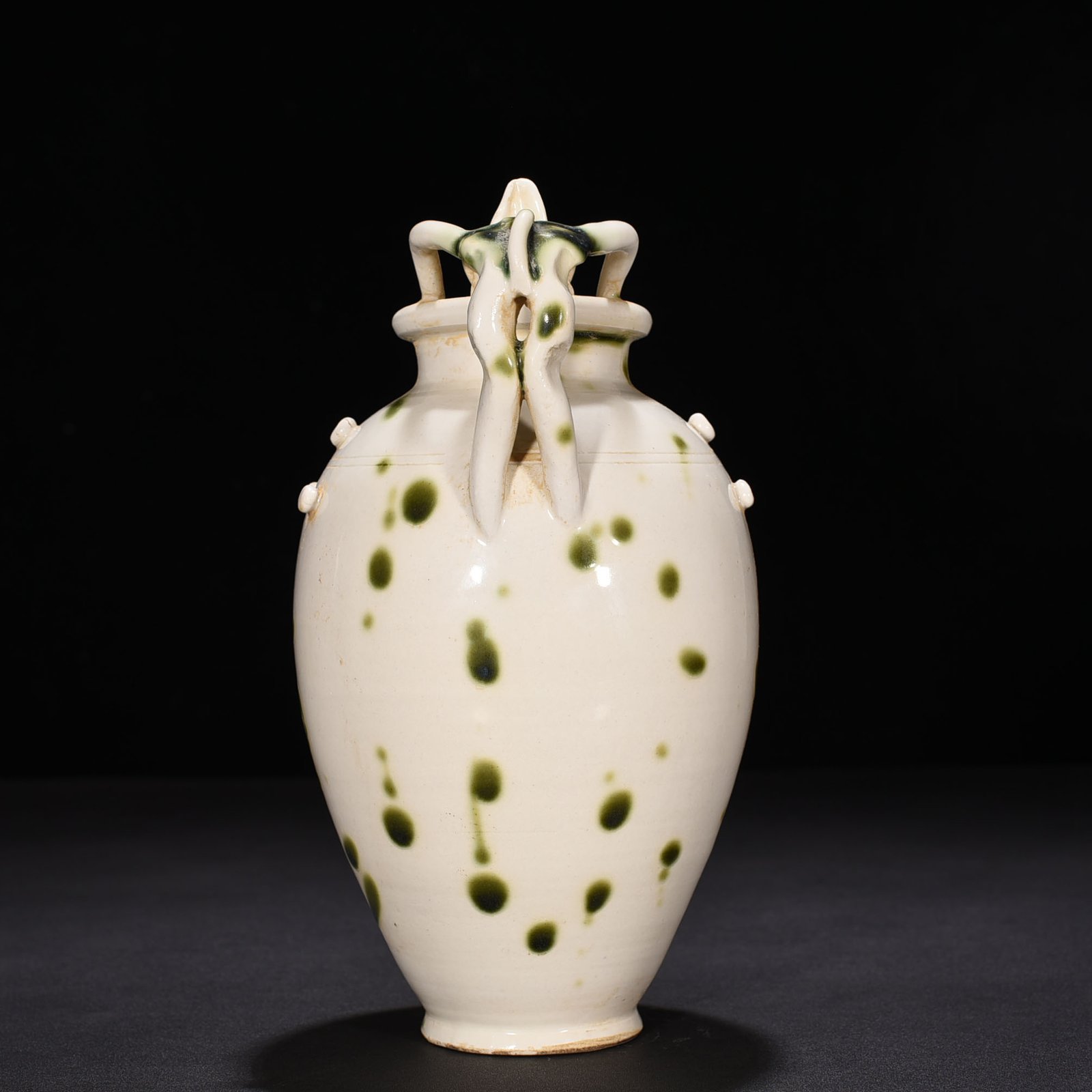 Tang Dynasty Ding Kiln Green Splash teapots