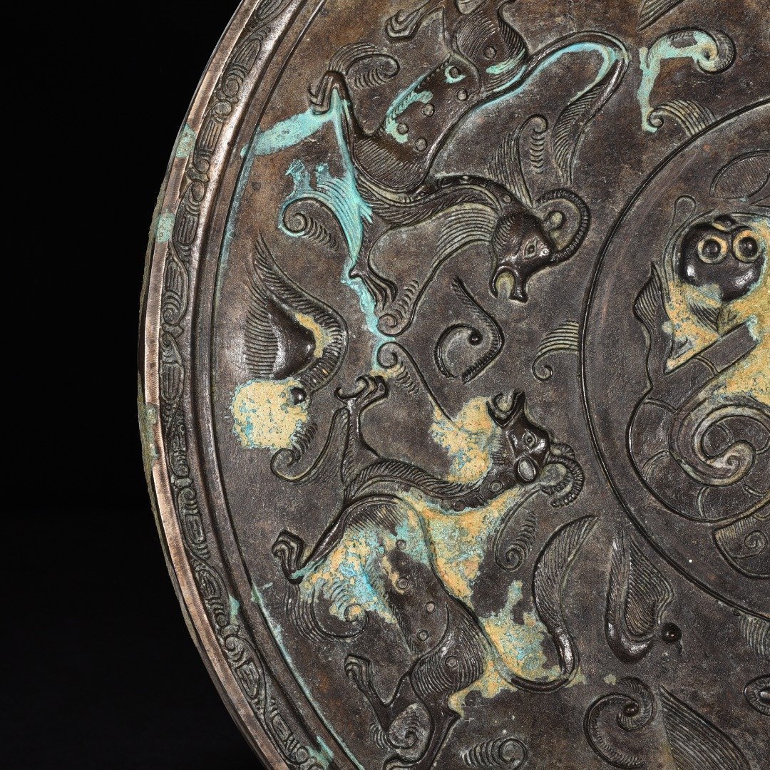 Tang Dynasty Bronze Chilong auspicious animal pattern round mirror