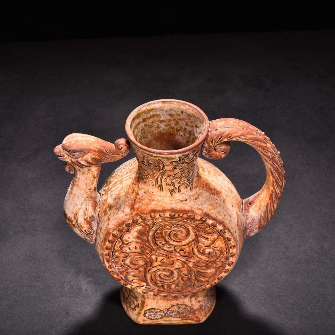 Tang Dynasty yellow glaze phoenix head ewer