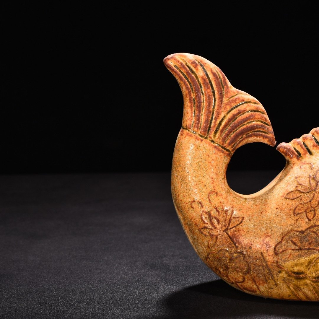 Tang Dynasty yellow glaze fish pot
