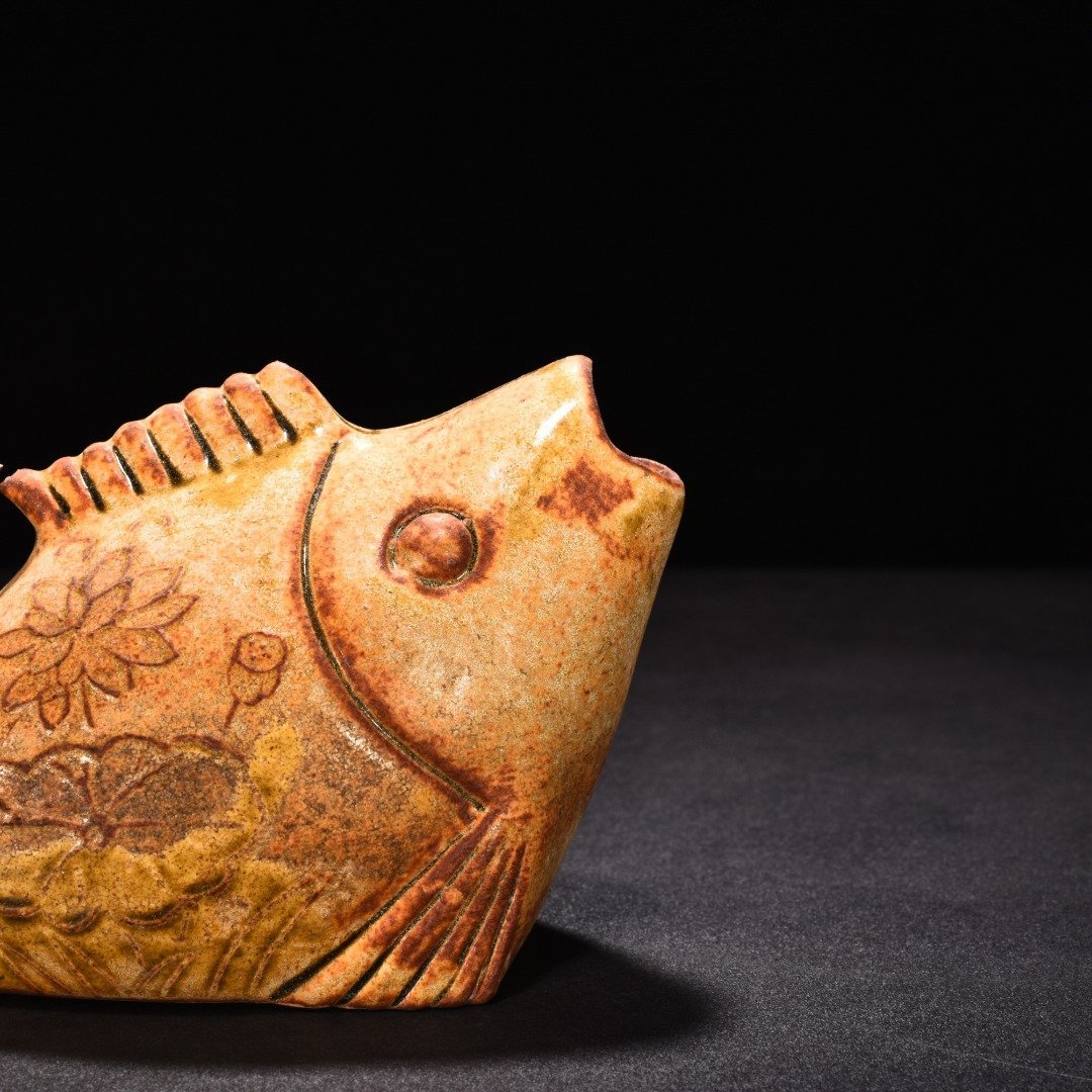 Tang Dynasty yellow glaze fish pot