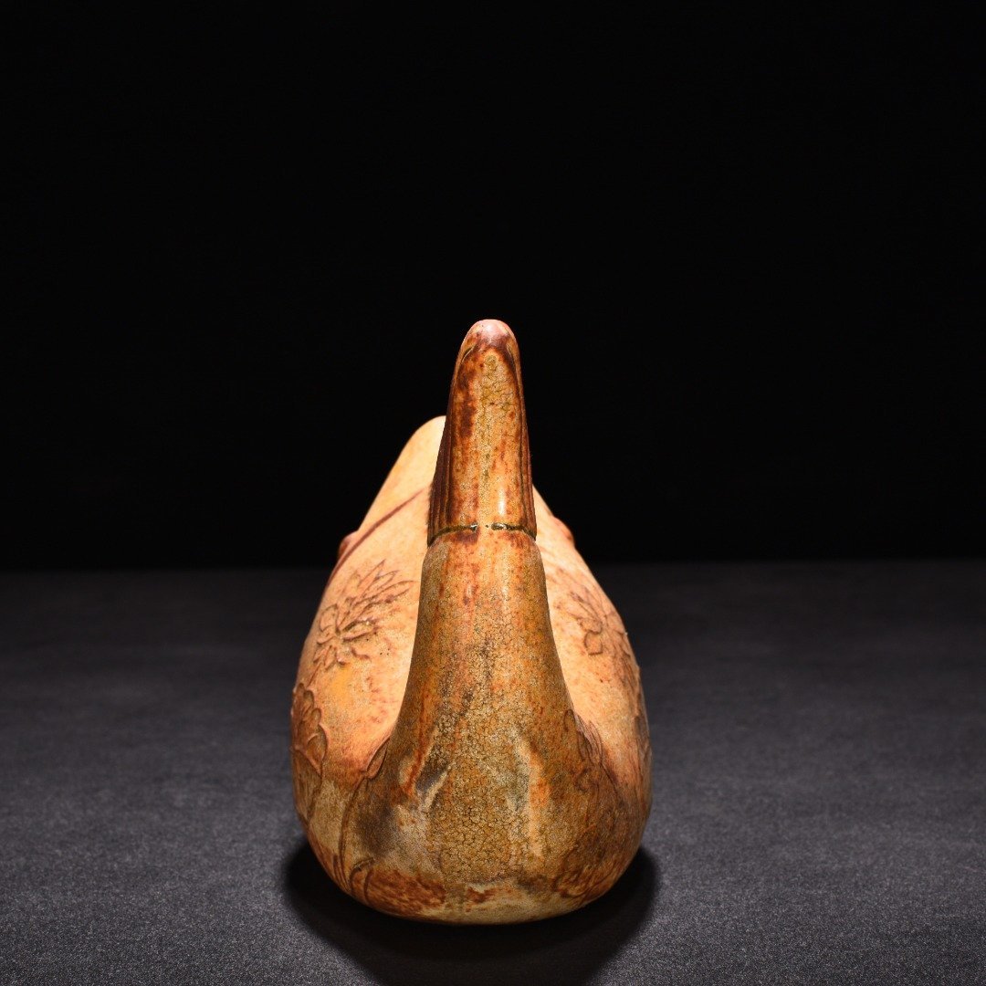 Tang Dynasty yellow glaze fish pot
