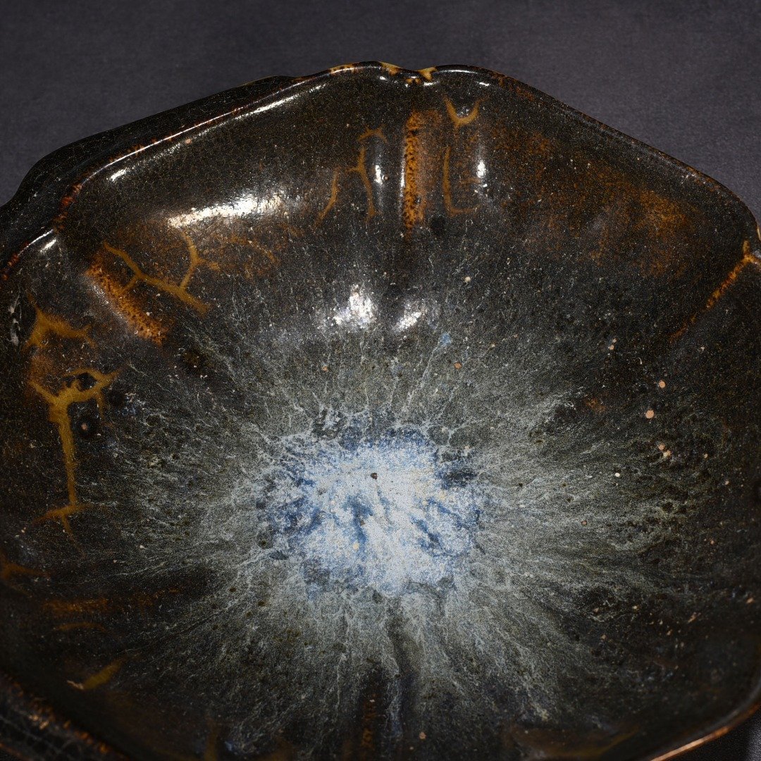 Tang Dynasty black glaze Jun kiln kiln hat and ear wash