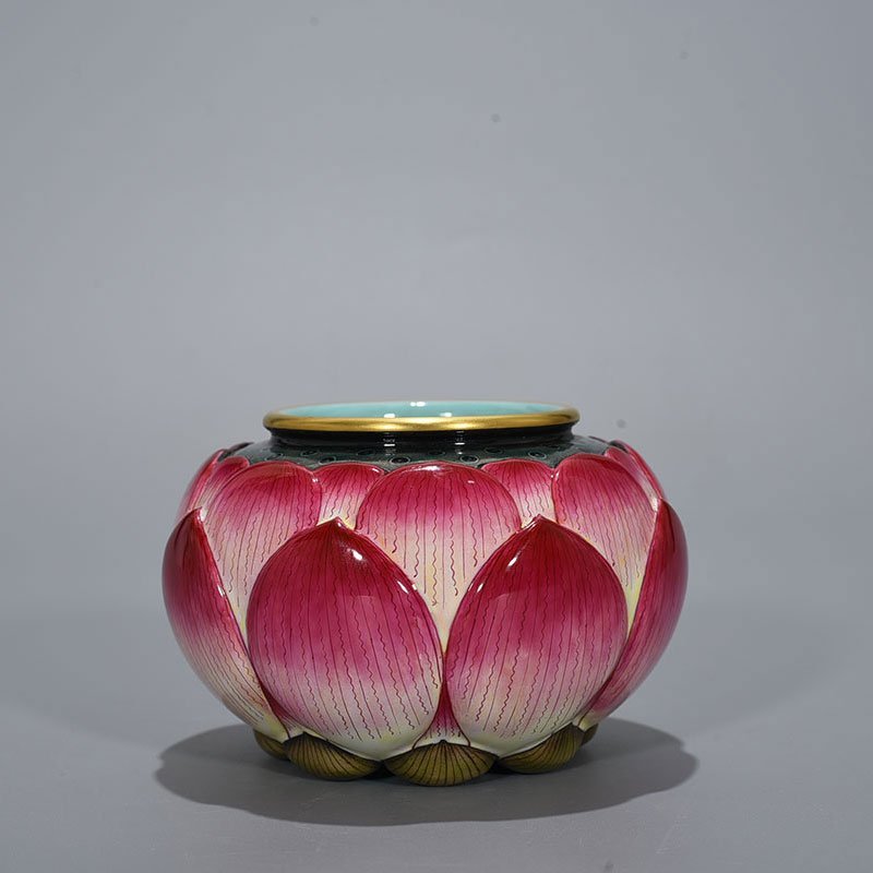 Qing Dynasty Qianlong pastel lotus bowl