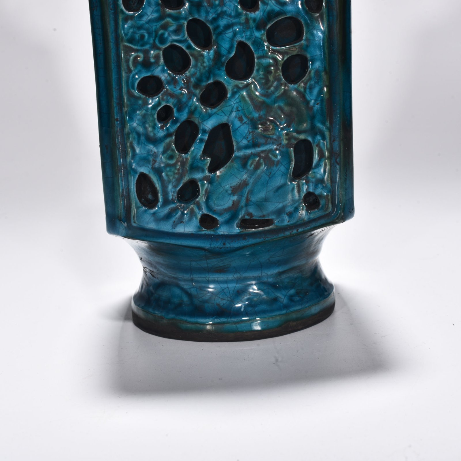 Qing Dynasty Qianlong Dazhou Chai Porcelain Peacock Blue Glaze Square Vase with Hollow Figure